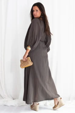 Vestido Fluido Escote V